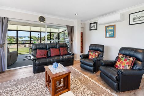 Photo of property in 1/8 Kopipi Crescent, Ngunguru, Whangarei, 0173