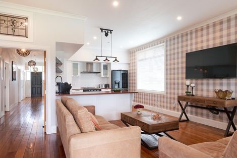 Photo of property in 110 Ikanui Road, Frimley, Hastings, 4120