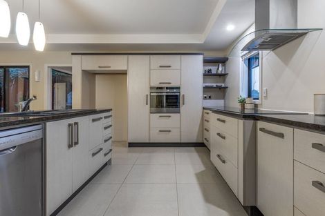 Photo of property in 65 Pohutukawa Drive, Levin, 5571