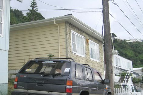 Photo of property in 328 Queens Drive, Lyall Bay, Wellington, 6022