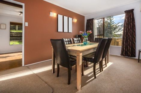 Photo of property in 71 Omapere Street, Whitby, Porirua, 5024