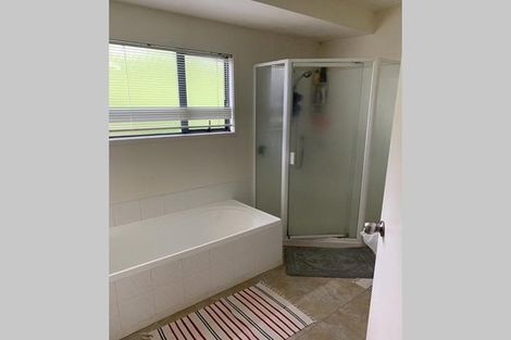 Photo of property in 15 Lizzie Lane, Clover Park, Auckland, 2019