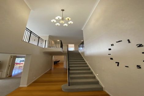 Photo of property in 4 Oak Bark Drive, Schnapper Rock, Auckland, 0632