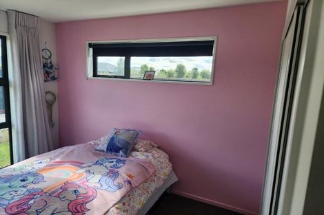 Photo of property in 20 Burnham School Road, Rolleston, 7614