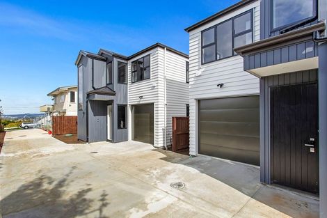 Photo of property in 165 Waimumu Road, Massey, Auckland, 0614