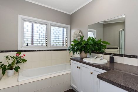 Photo of property in 8 Menzies Street, Beerescourt, Hamilton, 3200