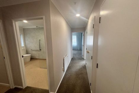 Photo of property in 58a Edgewater Parade, Waiuku, 2123