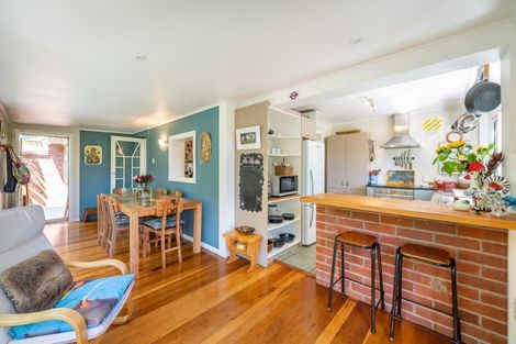 Photo of property in 3 Waitohu Road, York Bay, Lower Hutt, 5013