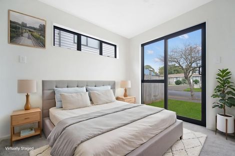 Photo of property in 8 Tiraumea Drive, Pakuranga, Auckland, 2010