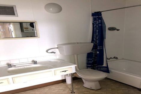Photo of property in Hobson Court Flats, 38/70u Hobson Street, Thorndon, Wellington, 6011