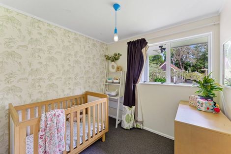 Photo of property in 15 Kauri Road, Waikanae, 5036