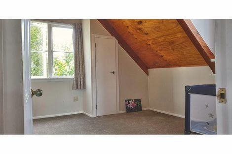 Photo of property in 14a South Lynn Road, Titirangi, Auckland, 0604