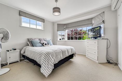 Photo of property in 73 Morrow Avenue, St Andrews, Hamilton, 3200