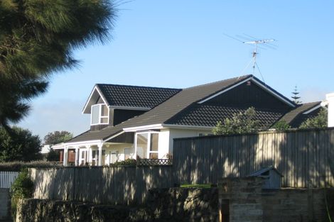 Photo of property in 12a Whyte Street, Paraparaumu Beach, Paraparaumu, 5032