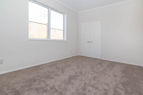 Photo of property in 8 Franheim Crescent, Orewa, 0931