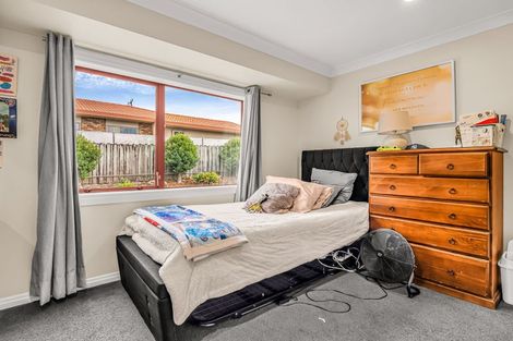 Photo of property in 24 San Domingo Rise, Henderson, Auckland, 0612