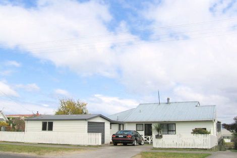 Photo of property in 9 Puriri Street, Hilltop, Taupo, 3330