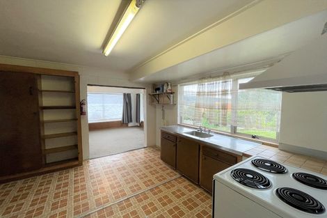 Photo of property in 223 Ravensbourne Road, Ravensbourne, Dunedin, 9022