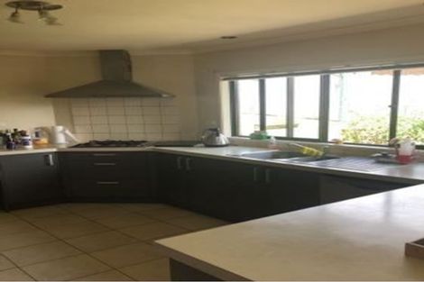 Photo of property in 2 Seamount Drive, Red Beach, 0932