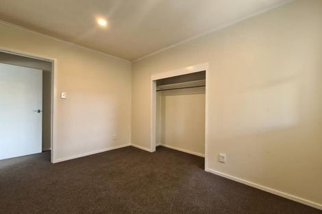 Photo of property in 10 Weatherly Road, Torbay, Auckland, 0630