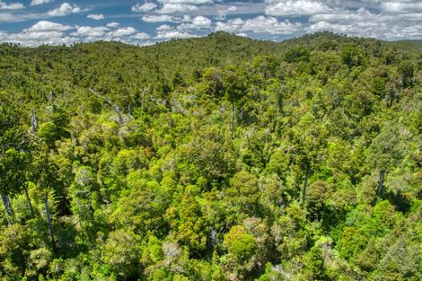 Photo of property in 215 Clifton Road, Kaiata, Greymouth, 7805