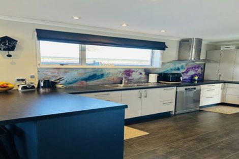 Photo of property in 91 Warren Crescent, Hillmorton, Christchurch, 8025