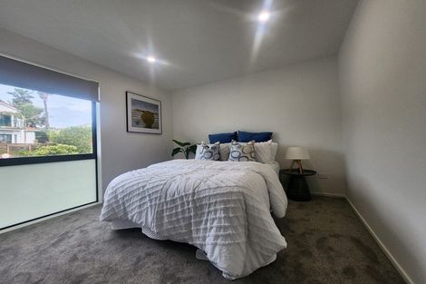 Photo of property in 15 Matterhorn Crescent, Northpark, Auckland, 2013
