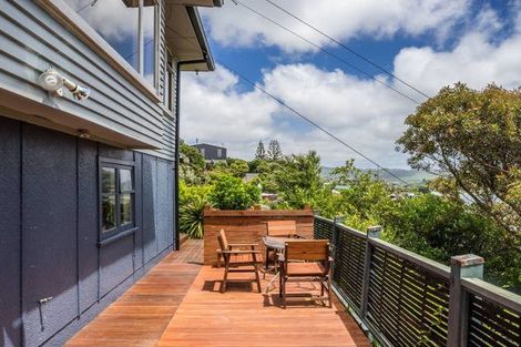 Photo of property in 22 Kiriwai Road, Paremata, Porirua, 5024