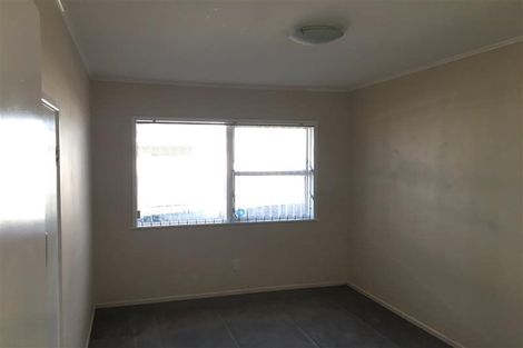 Photo of property in 17 Friesian Drive, Mangere, Auckland, 2022