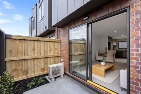 Photo of property in 4/5 Vesty Avenue, Hillcrest, Hamilton, 3216