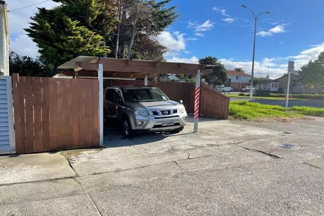 Photo of property in 1/329 Pakuranga Road, Pakuranga Heights, Auckland, 2010