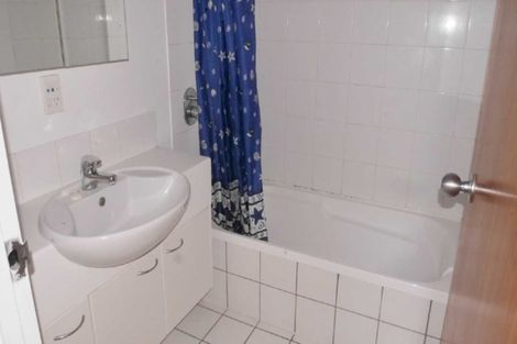 Photo of property in 7 Oakford Close, Riccarton, Christchurch, 8011