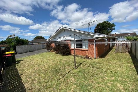 Photo of property in 1/17 Idlewild Avenue, Mangere, Auckland, 2022