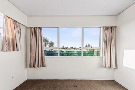 Photo of property in 7a Seafront Road, Castlecliff, Whanganui, 4501