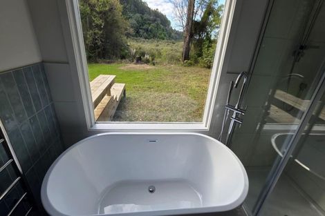 Photo of property in 34 Lowtherhurst Road, Massey, Auckland, 0614