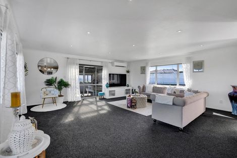 Photo of property in 28a Jules Crescent, Bell Block, New Plymouth, 4312