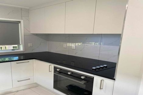 Photo of property in 4 Northall Road, New Lynn, Auckland, 0600