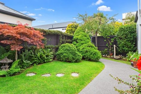 Photo of property in 2/38 Dover Street, St Albans, Christchurch, 8014