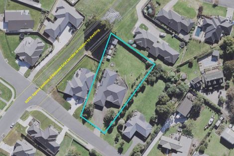 Photo of property in 14 Applemoors Way, Riverhead, 0820