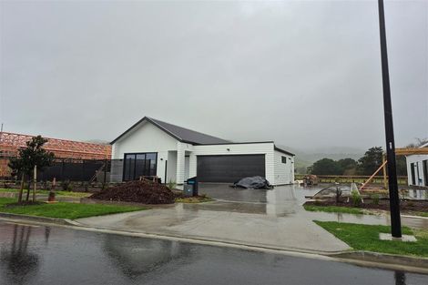 Photo of property in 62 Mataikokako Loop, Kawakawa Bay, 2585