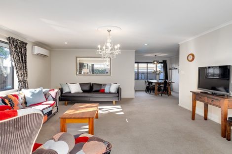 Photo of property in 100 Proctor Street, Papanui, Christchurch, 8053