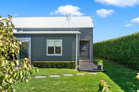 Photo of property in 12 Burgundy Drive, Martinborough, 5711