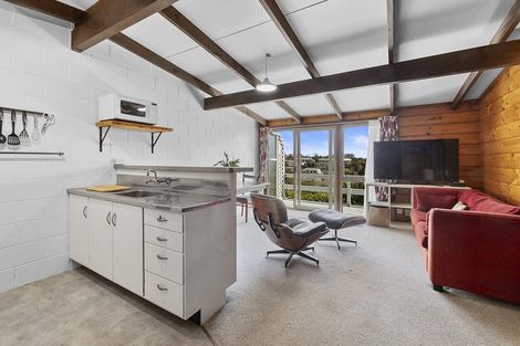Photo of property in 164 Frankley Road, Frankleigh Park, New Plymouth, 4310
