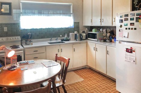 Photo of property in 2/42 Kenderdine Road, Papatoetoe, Auckland, 2025