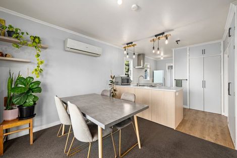 Photo of property in 12 Cubitt Street, Blenheim, 7201