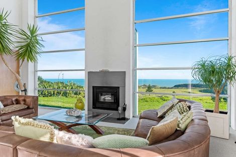 Photo of property in 73 Robertson Road, Otaua, Waiuku, 2682