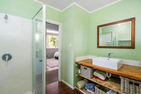 Photo of property in 134 Verran Road, Birkdale, Auckland, 0626