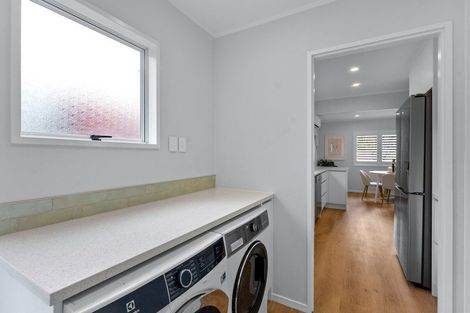 Photo of property in 3/16 Gatman Street, Birkdale, Auckland, 0626