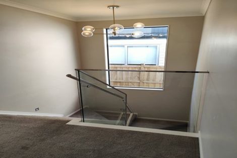 Photo of property in 6 Hautoa Lane, Flat Bush, Auckland, 2019