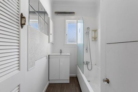 Photo of property in 24 Stratford Place, Otumoetai, Tauranga, 3110